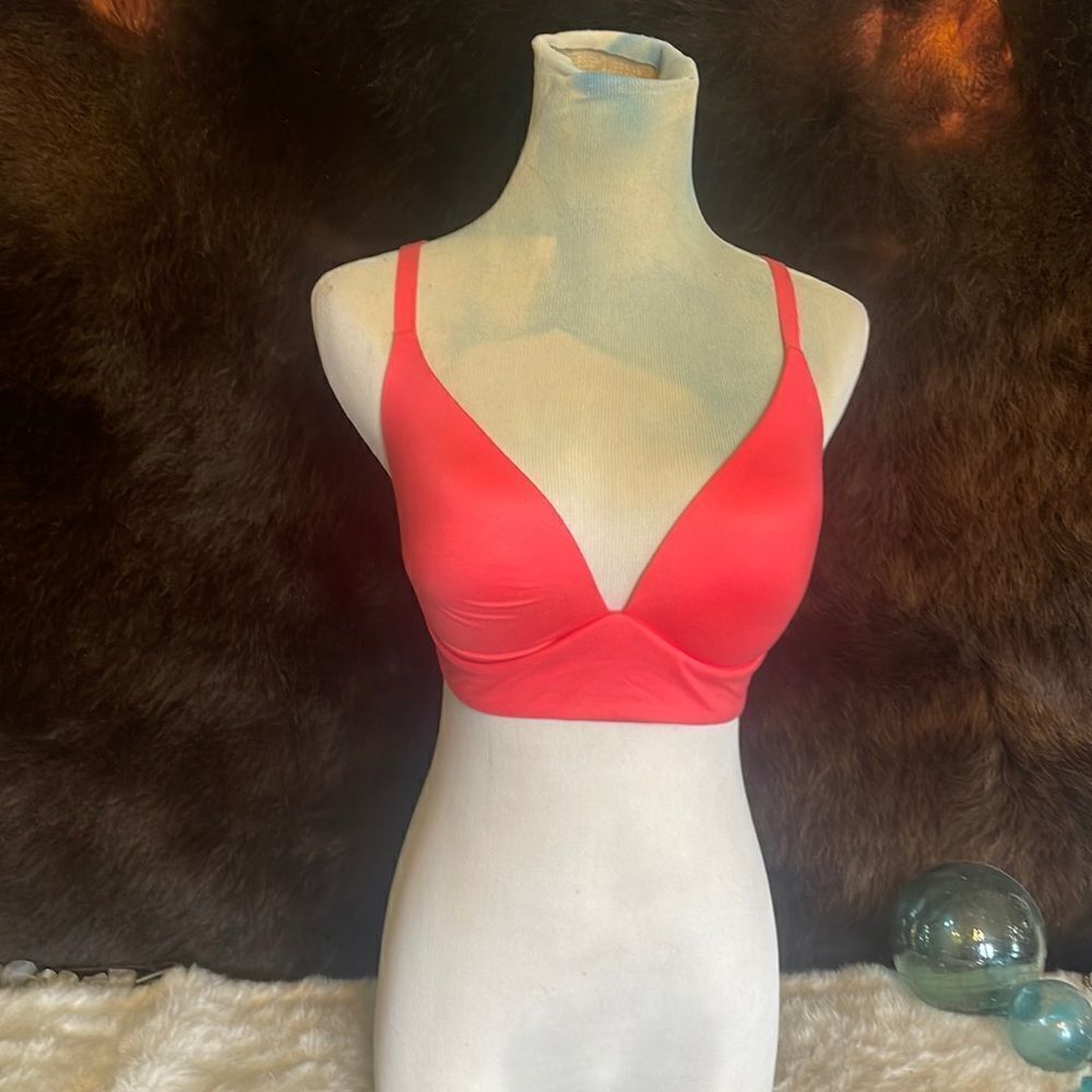 Victoria’s Secret bra 34D (1675)